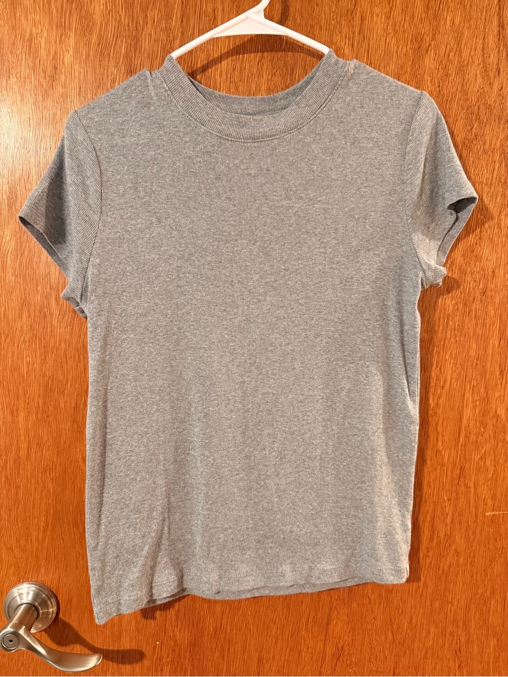 Classic Crewneck Women's Tee - Gray